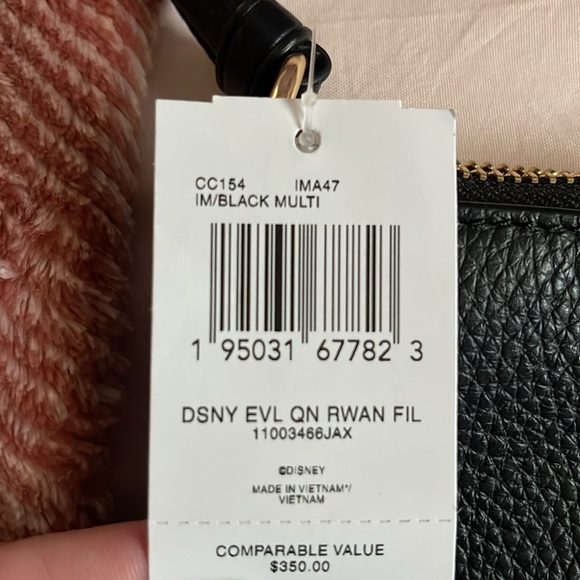 Coach Disney Villains Evil Queen Crossbody - Picture 8 of 8